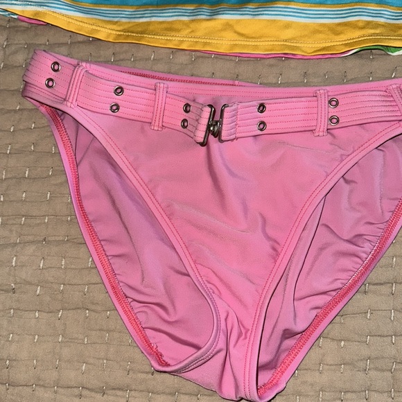 La Blanca Bikini by Rod Beattie - Picture 3 of 8